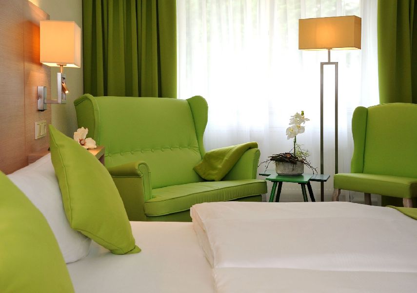 Zimmer mit Doppelbett